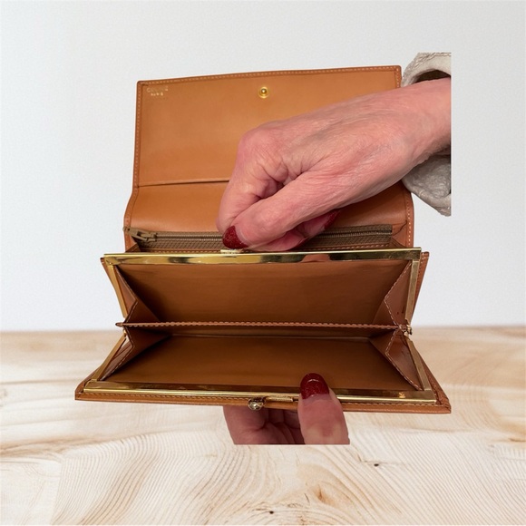 Celine Macadam Authentic Vintage Wallet (Model M/96) Resale Value $341.00 - Picture 6 of 10